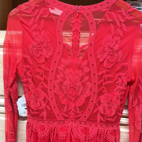 Altar’d State red lace dress - Picture 7 of 7